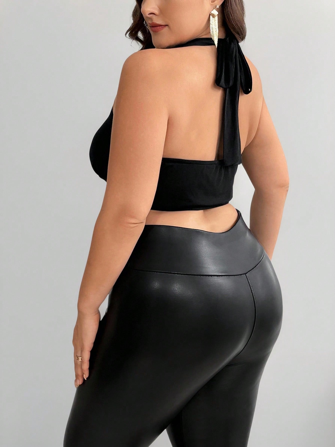 Gilet sexy à col licou, grande - Halter Neck Top avis et prix
