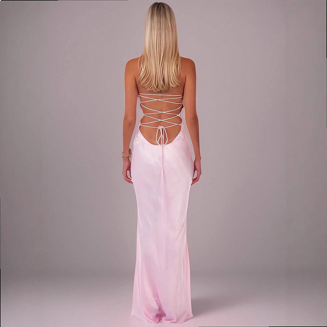Robe moulante dos nu en satin  - Summer Clothing For Older Women avis et prix